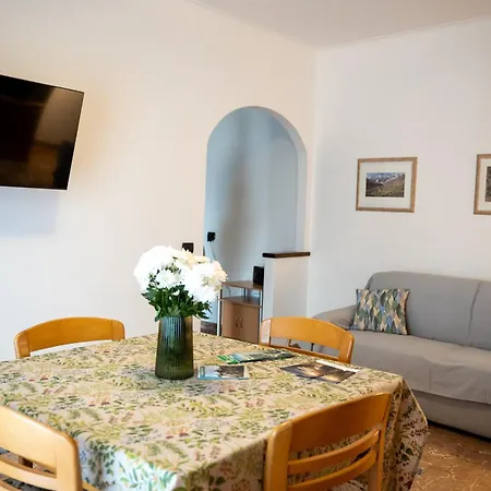 Casa Cadorna Apartment *